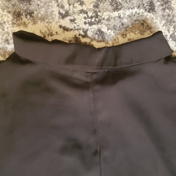 SOLD Suzy Shier | Black Shoulder Cut Blouse - Picture 4 of 10